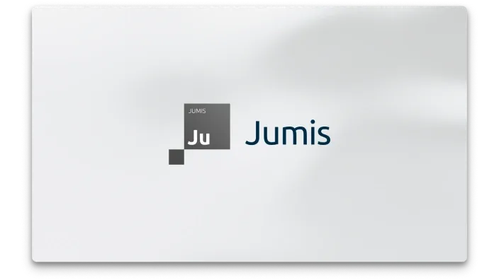 Jumis produkta logo uz uz balti pelēcīga fona